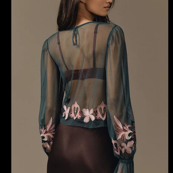 Anthropologie The Layla Long Sleeve appliqué Mesh Blouse in Green - Picture 2 of 4